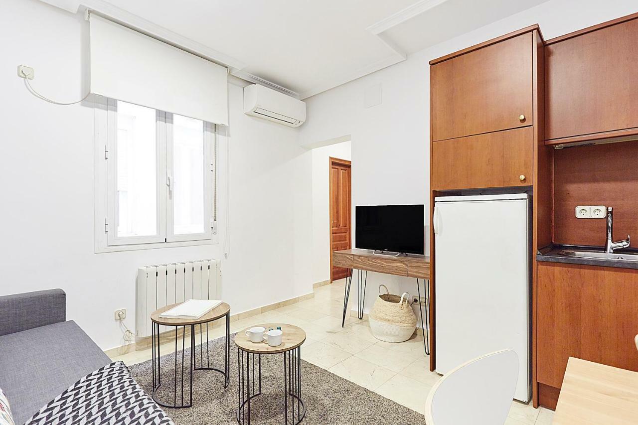 Leeways Apartment Xxx In Gran Via Madrid Kültér fotó